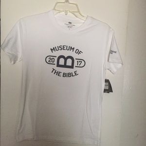 New!👕 youth large t-shirt museum of the Bible